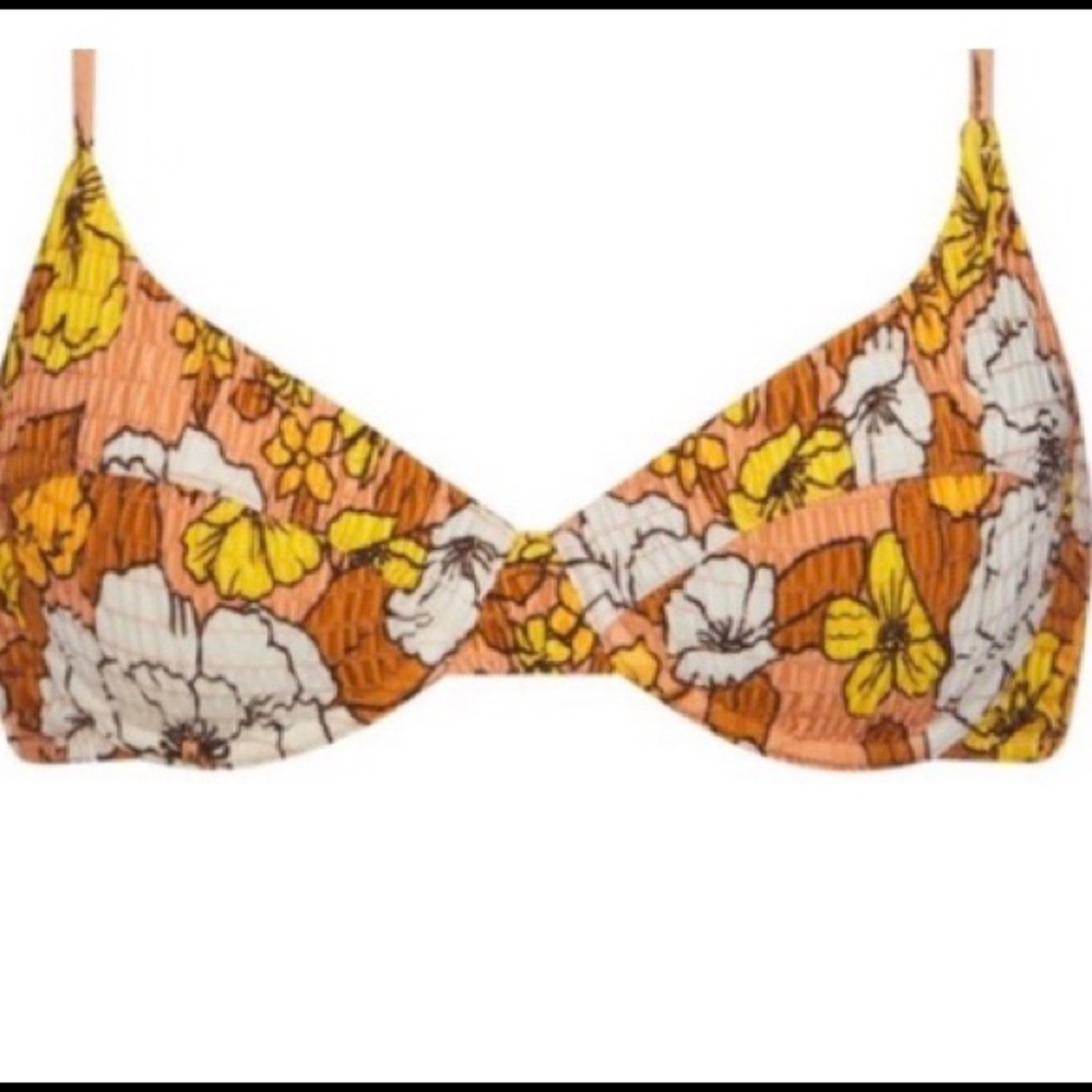 Triangl Nude Retro Bikini - Picture 5 of 7
